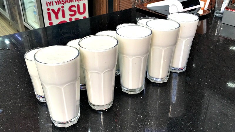 Adana'da Muzlu Süt Nerede İçilir? Kazım Büfe, Adana