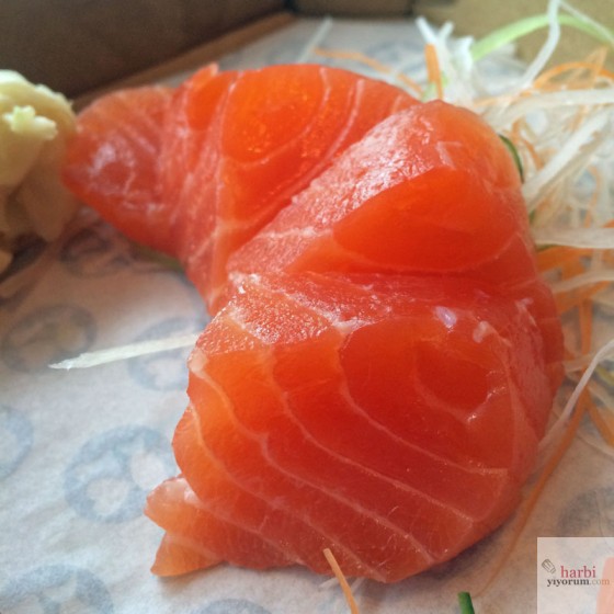 somon-sashimi-dardenia-fish-sushi
