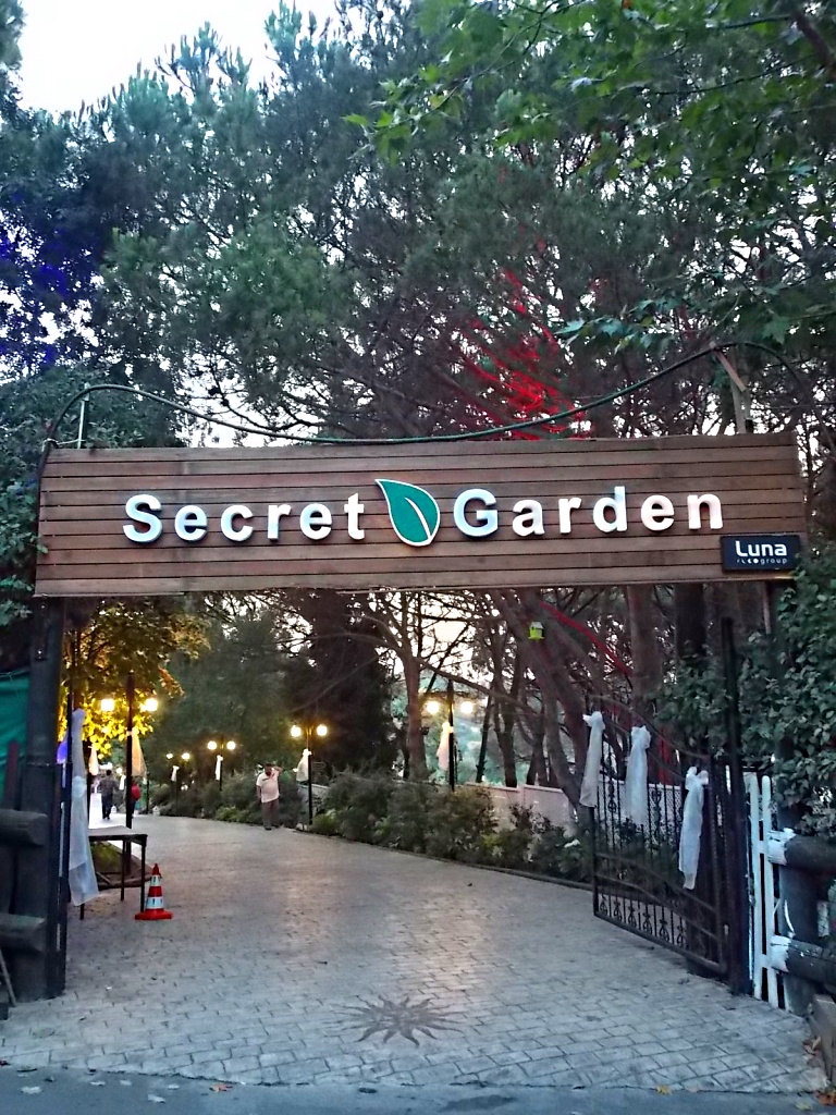 10- Secret Garden