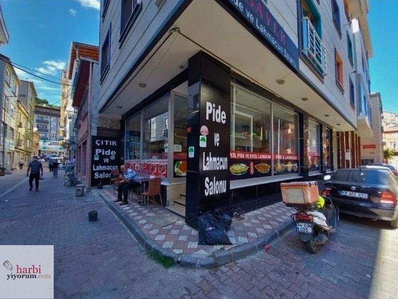 Beşiktaş Çıtır Pide ve Lahmacun’da lahmacun