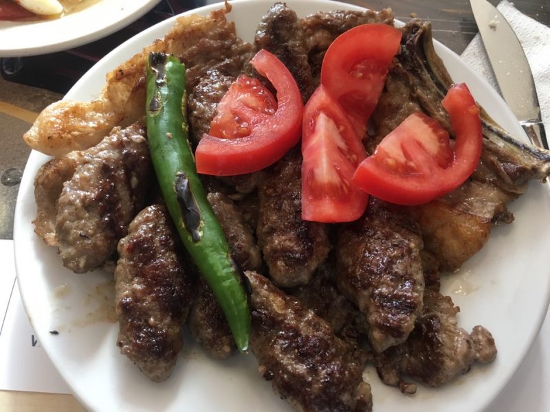 Kebapçı Selman — Harbiyiyorum köfte rehberi