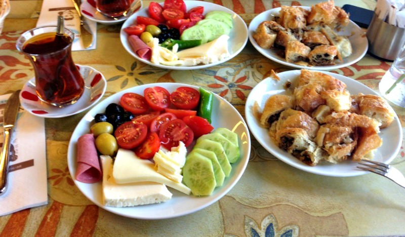 Tarihi Kireçburnu Fırını, Sarıyer – Kıymalı börek