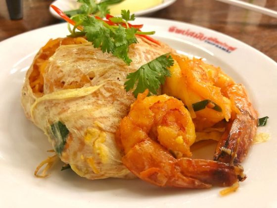 Tayland'ın en meşhur yemeği Pad Thai