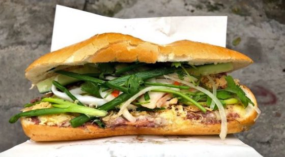 Vietnam'ın soğuk sandviçi Banh Mi