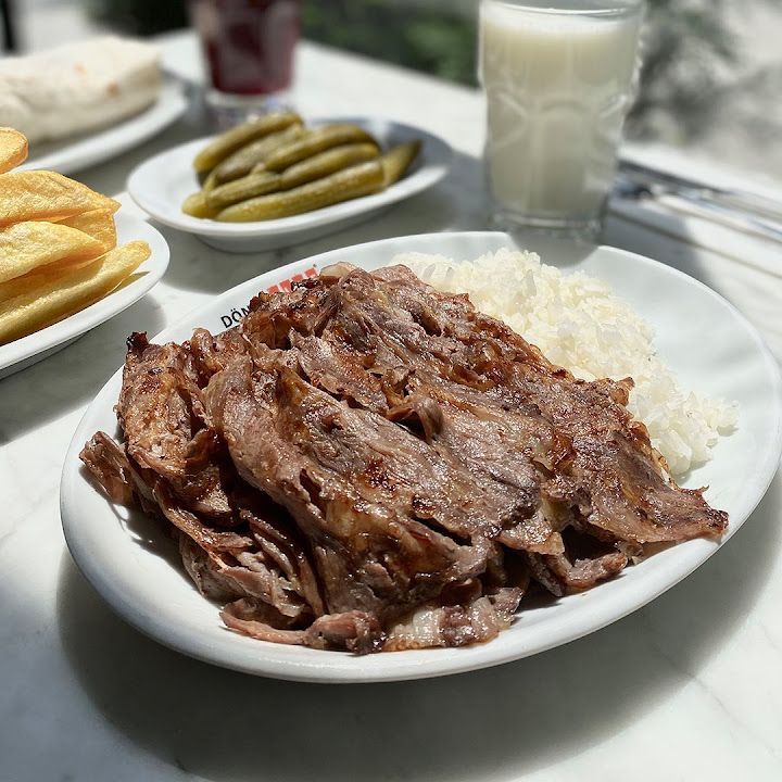 Döner Plus Ortaköy şubesi