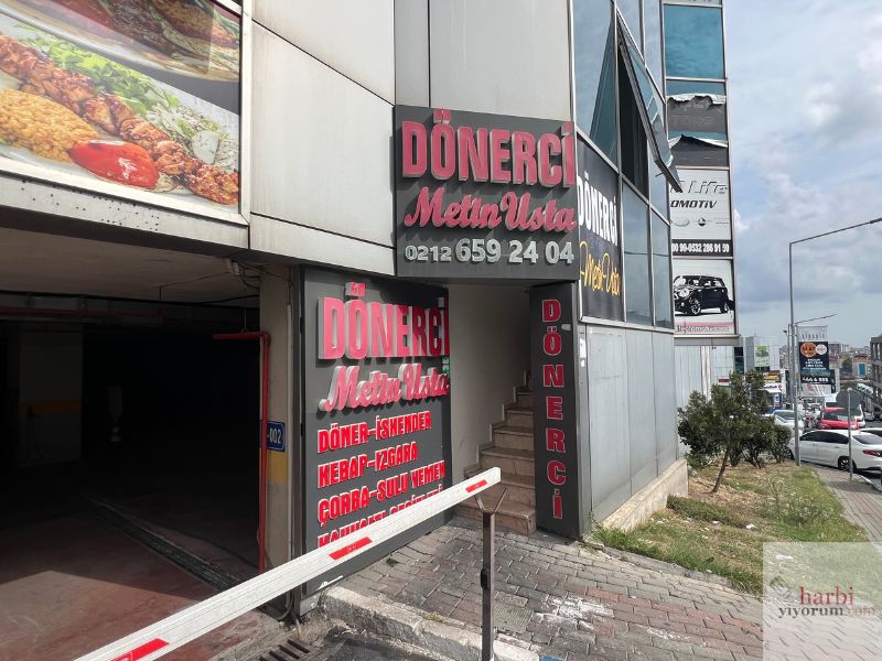 Dönerci Metin Usta, Restoran Girişi