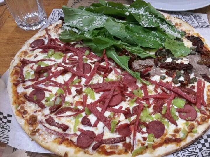 İzmir’in En İyi 7 Pizzacısı Harbi Yiyorum
