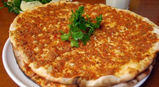 İstanbul'un En iyi Lahmacuncularını Seçiyoruz