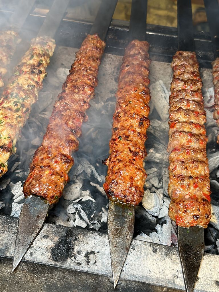 izgarada-kebaplar-biyer-ocakbasi