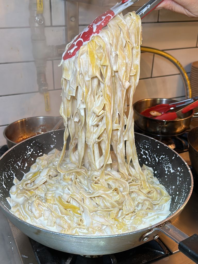 kremali-fettucine-pasta-de-pasta-yesilkoy