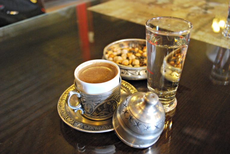 Menengiç Kahvesi Nedir? Harbi Yiyorum