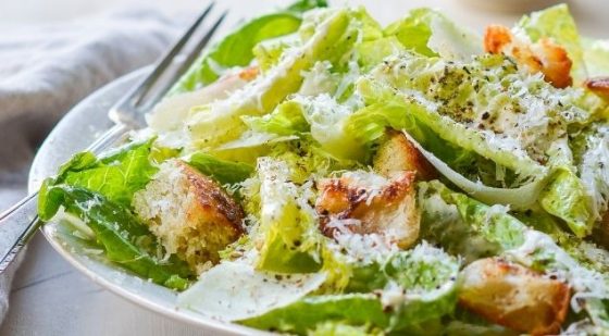 Sezar Salata