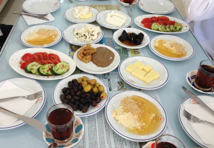 Sütçü Kenan – Van kahvaltısı, Harbiyiyorum arşivi