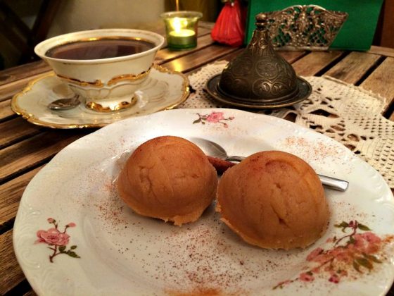 Galata'da Un Helvası Nerede Yenir? Velvet Cafe